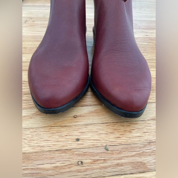 Sevilla Smith burgundy boots with black sole - Picture 3 of 10